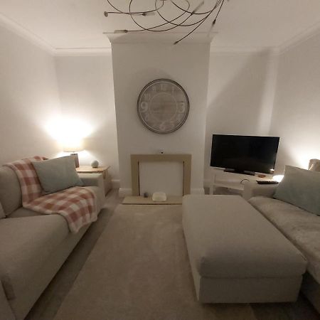 White House Appartamento Sheffield Esterno foto